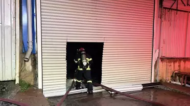 Çayırova'da Metal Tesisinde Yangın