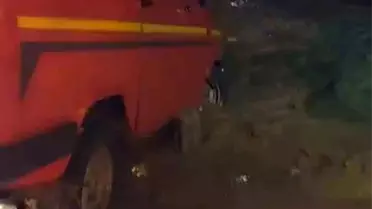 Suda mahsur kalan aileyi İncirliova Belediyesi ekipleri kurtardı