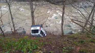 Rize'de trafik kazası: 1 ölü, 1 yaralı