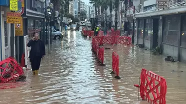 İzmir'de Sağanak Sel Felaketi
