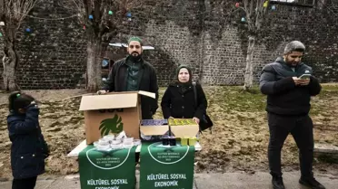 Berat Kandili'nde İkram ve Dualar