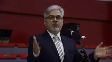 Yalova'da okullarda ikinci dönem 'Bayrak Sevgisi' temasıyla başladı