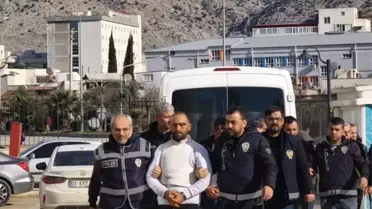 Kozan'da Bıçaklı Kavga: 1 Ölü, 2 Tutuklama