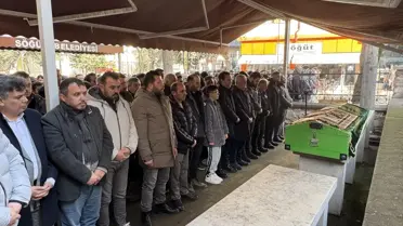 Yolcu Otobüsü Kazasında Hayatını Kaybeden Erdi Demirsoy Toprağa Verildi