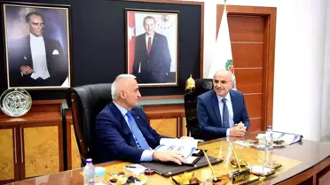 Bakan Ersoy'dan Başkan Er'e ziyaret