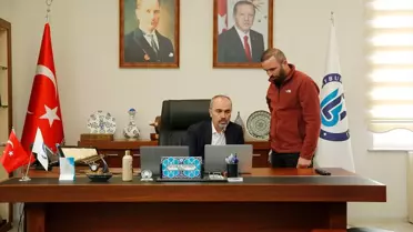 Türkmen, 'Yılın Kareleri' Oylamasına Katıldı