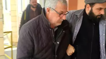 Baba Oğlunu Bıçaklayarak Öldürdü