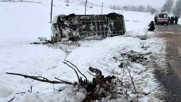 (Güncellendi) Öğrenci servisi devrildi: 14 yaralı