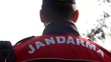 Jandarma, Hırsızlık Zanlısını Yakaladı