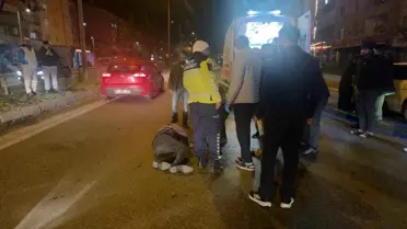 Bursa'da Motosiklet Yayaya Çarptı: 2 Yaralı