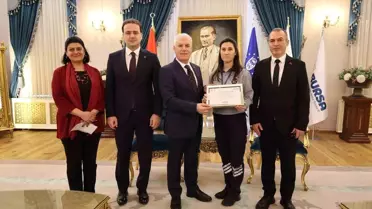 Örnek güvenlik görevlisine Başkan Bozbey'den tebrik