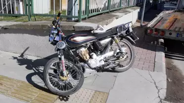 Burdur'da Liseli Öğrencilerin Motosiklet Kazası: Bir Yaralı Durumu Ağır