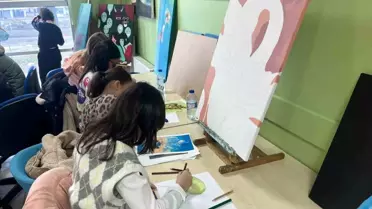 Düzce'de Gençlik Kış Kulübü Resim Etkinliği