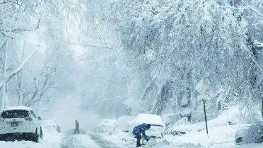 New York'ta yoğun kar ve dondurucu soğuk nedeniyle 13 kişi hayatını kaybetti