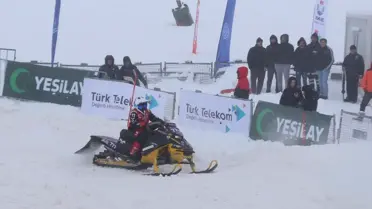 Kar Motosikleti Şampiyonası Güneysu'da Tamamlandı