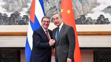 Çin ve Küba Dışişleri Bakanları Görüştü