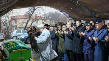 Çanakkale'de vefat eden şehit annesinin cenazesi defnedildi