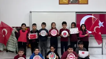 Datça'da Bayrak Sevgisi Etkinliklerle Kutlandı