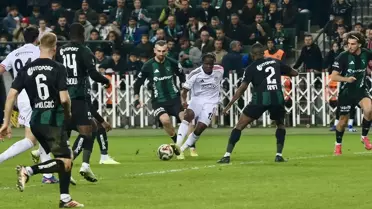 Kocaelispor ve Beşiktaş 1-1 Berabere Kaldı