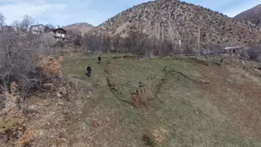 Koyulhisar'da Heyelan: AFAD Risk Analizi Yapıyor