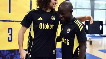 Kante Fenerbahçe'de İlk Antrenmanına Çıktı