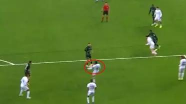 VAR devreye girdi ve penaltı! Kocaelispor-Beşiktaş maçında ilk gol geldi