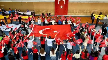 Zonguldak'ta Bayrağa Saygı Etkinliği