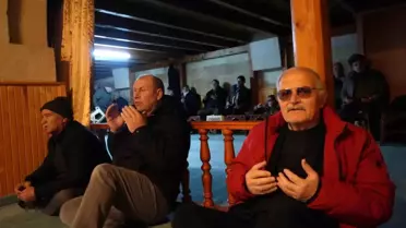 6 Şubat depremlerinde hayatını kaybedenler Bayburt'ta dualarla anıldı