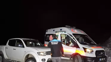 Karla Kaplı Yolda 68 Yaşındaki Hasta Kurtarıldı