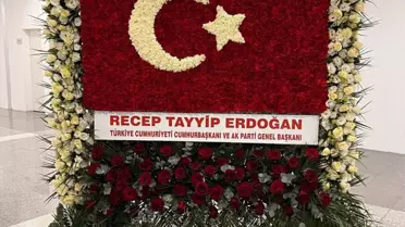 Cumhurbaşkanı Erdoğan'dan MHP'nin 57. kuruluş yıl dönümü için Türk bayraklı kutlama çiçeği
