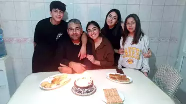 Saat 04.17'de mezar başında gözyaşlarına boğuldu