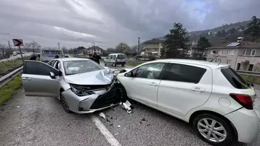 Düzce'de Trafik Kazası: 3 Yaralı