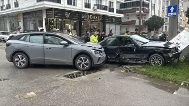 Edirne'de Kaza: 2 Yaralı