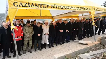 Gaziantep'te Depremde Kaybedilenler Anıldı