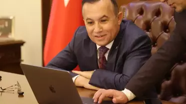 Vali Çeber, Yılın Kareleri Oylamasına Katıldı