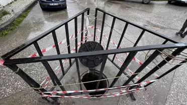 Gaziemir'de Esnaf Suyu Kendi İmkanlarıyla Tahliye Etti