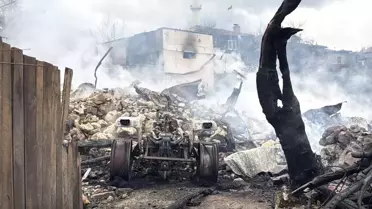 Ovacık'ta Yangın: 4 Ev, 1 Ahır Yandı