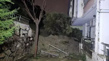 Turgutlu'da Sağanak Sel, İnitiyat Duvarı Yıkıldı