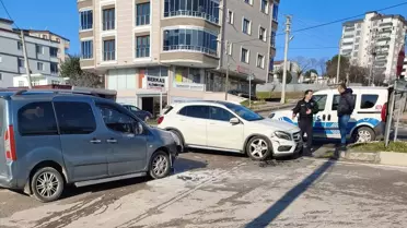 Samsun'da Trafik Kazası: 3 Yaralı