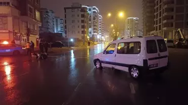 Samsun'da Kamyonet ve Motosiklet Çarpıştı
