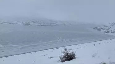 Sivas'ta 4 Eylül Barajı Buz Tuttu