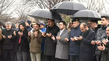 Sivas'ta Ermenilerce şehit edilen 71 asker anıldı