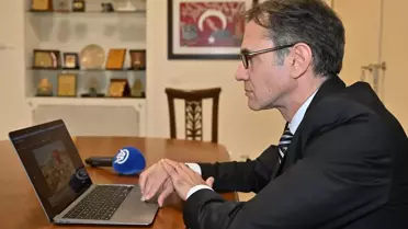 Büyükelçi Lütem, 'Yılın Kareleri' Oylamasına Katıldı