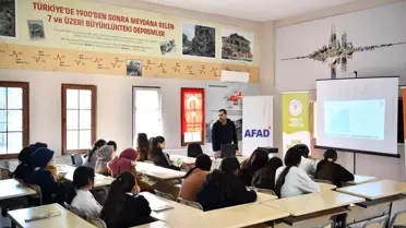 Yeşilyurt Belediyesi Afetlere hazırlık eğitimlerini kararlıkla sürdürüyor