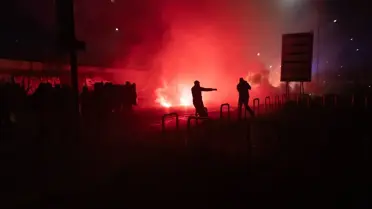 İtalya'da Milano-Cortina Kış Olimpiyat Oyunları'na karşı düzenlenen protestoda olaylar çıktı