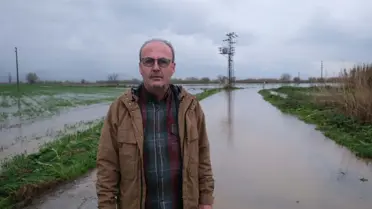 İzmir'de Taşkın: Tarım Arazileri Su Bastı