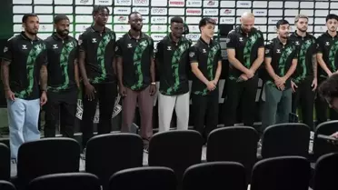 Transferin son gününde 13 futbolcu birden aldılar