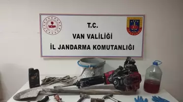 Van'da Kaçak Tarihi Eser Kazısı: 4 Şüpheli Yakalandı