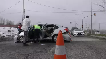 Bingöl'de Trafik Kazası: 1 Ölü, 5 Yaralı