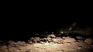 Bolu'da yağmur heyelana neden oldu, ilçe yolu ulaşıma kapandı
